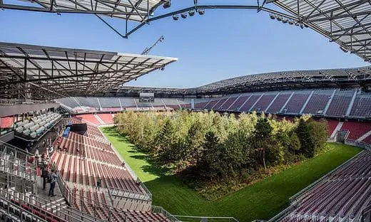 foresta-nello-stadio-idi